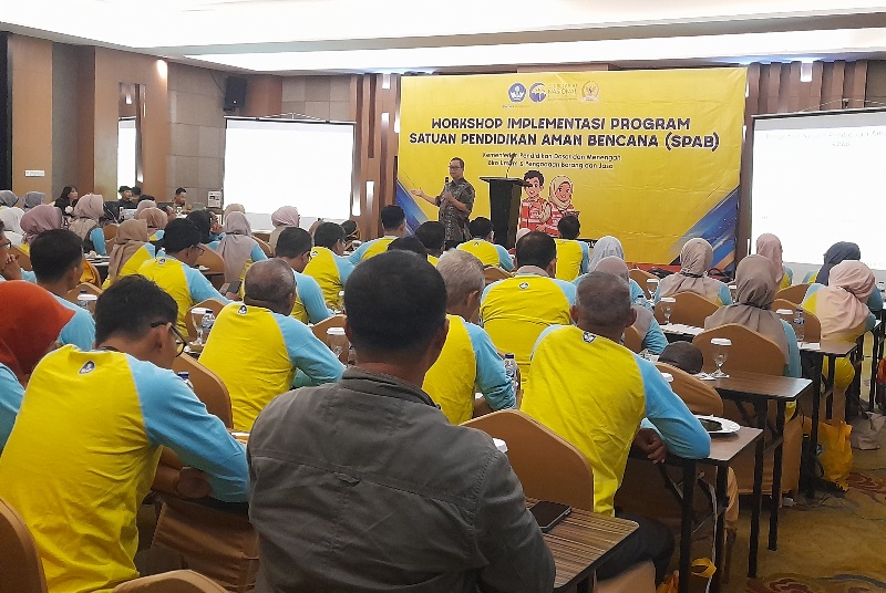 Komisi X DPR RI Ferdiansyah Dorong Optimalisasi Satuan Pendidikan Aman Bencana di Tasikmalaya